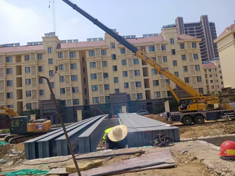 Ang disenyo, pag -unlad, at pag -install ng mga tulay ng bakal